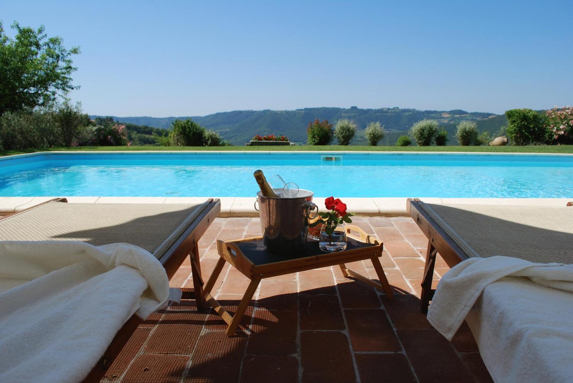 Il Poggiolo Di Parrano Guest House Exterior photo