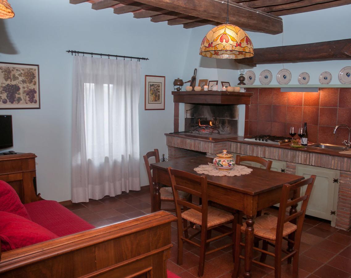 Il Poggiolo Di Parrano Guest House Exterior photo